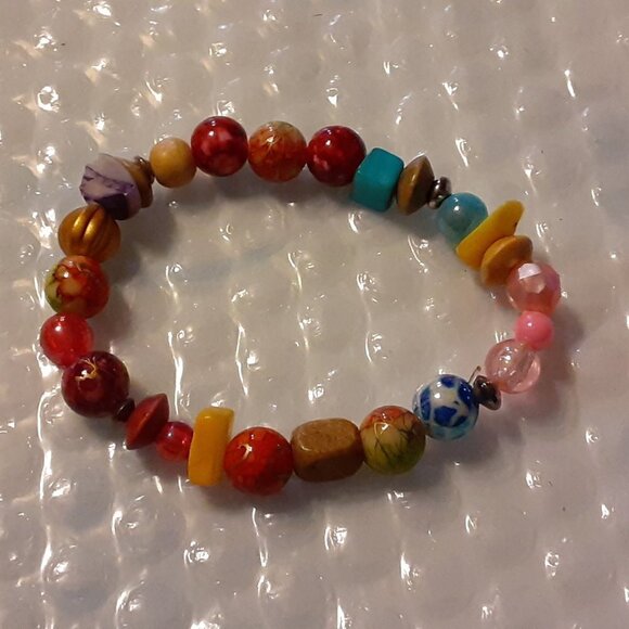 Multi-color stretch Bracelet - Picture 1 of 3